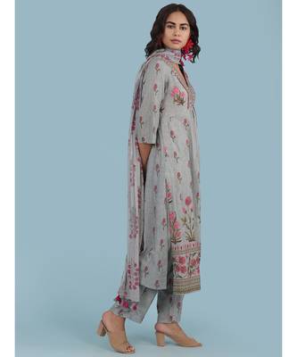 Grey Floral Print Cotton Kurta With Panta And Dupatta 3