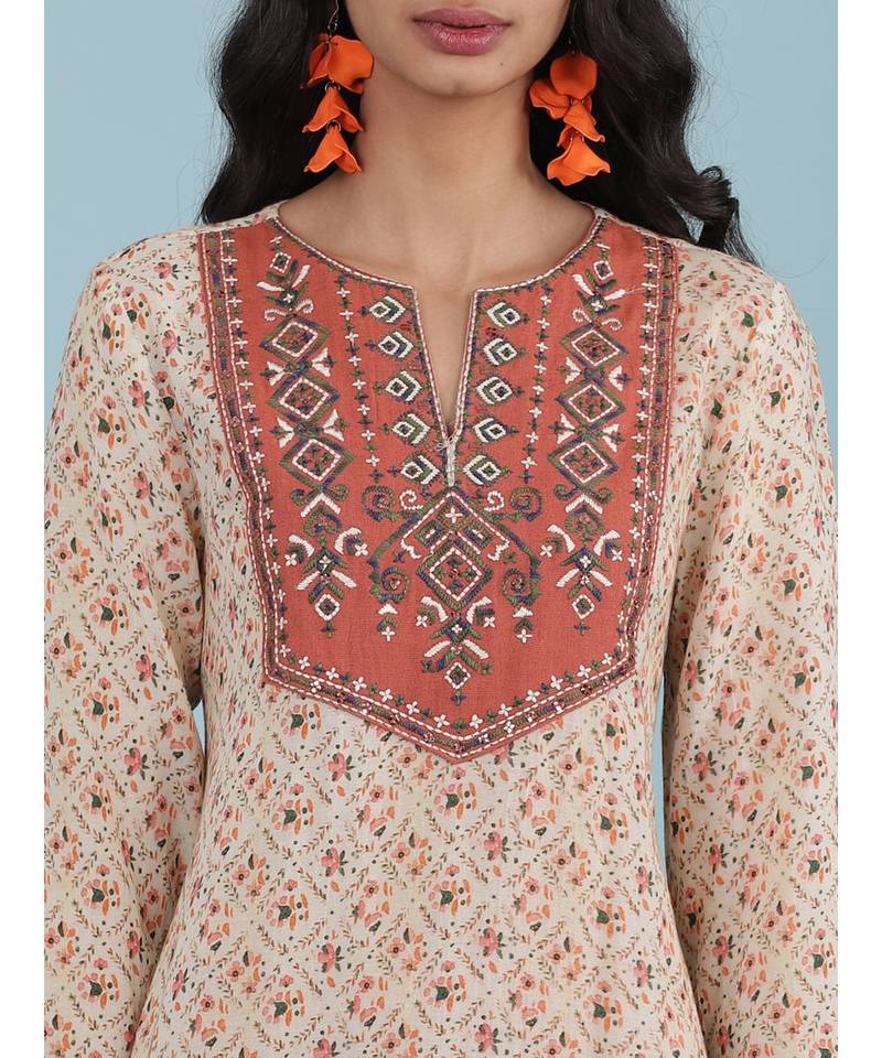 Ecru Floral Print 3/4 Sleeve Kurta With Pant And Dupatta