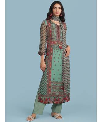 Green Printed 3/4 Sleeve Kurta With Pant And Dupatta 1
