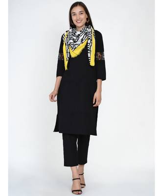 black cotton flex set of straight kurta with lace insert at sleeve and straight pants whith dupatta 6