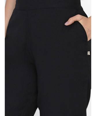 black cotton flex set of straight kurta with lace insert at sleeve and straight pants whith dupatta 7