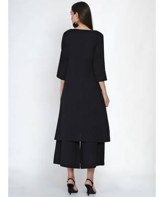 black cotton flex Aline kurta with a V neck embellished with jacquard lace 5