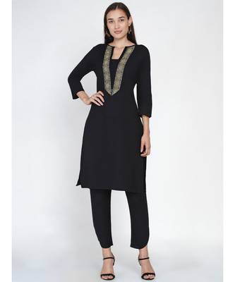 black flex straight kurta with jacquard lace at neck 6