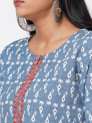 Flex print kurta with embroidery 7