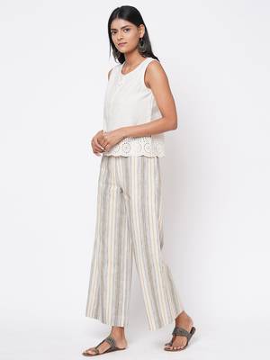 Schiffli-embroidered crop top 2