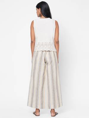 Schiffli-embroidered crop top 4
