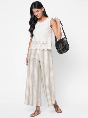 Schiffli-embroidered crop top 5