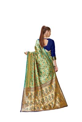 Mameraa  Bollywood Banarasi Jacqurd Designer Saree 3