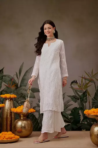 Hand Embroidered White Faux Georgette Lucknow Chikankari Kurta With Slip For Women