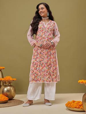 Hand Embroidered White Faux Georgette Lucknow Chikankari Women Kurta With Slip 1