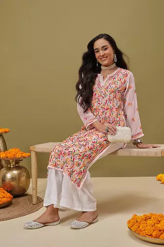 Hand Embroidered White Faux Georgette Lucknow Chikankari Women Kurta With Slip