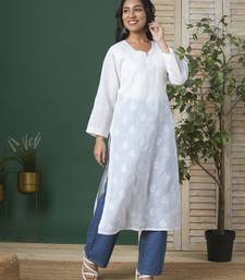 Hand Embroidered White Cotton Lucknow Chikankari Women Kurta