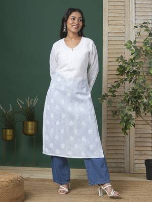 Hand Embroidered White Cotton Lucknow Chikankari Women Kurta 4
