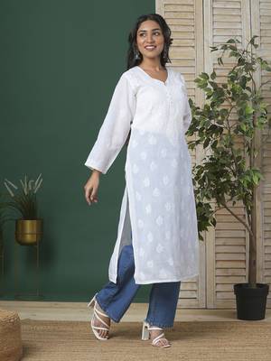 Hand Embroidered White Cotton Lucknow Chikankari Women Kurta 6