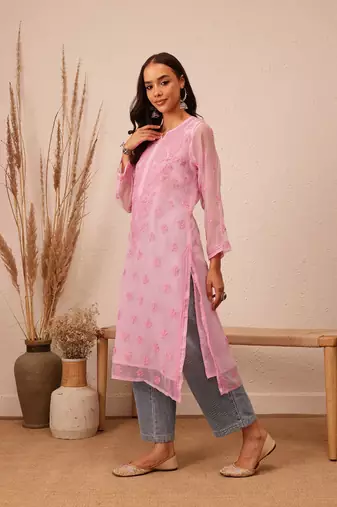 Hand Embroidered Pink Faux Georgette Lucknowi Chikankari Women Kurta With Slip