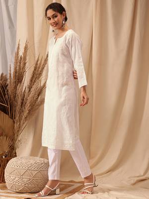 Hand Embroidered White Cotton Lucknowi Chikankari Women Kurta 4