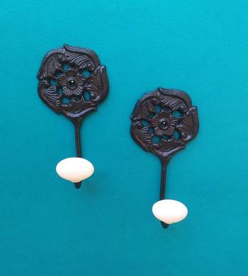 Cast Iron Hook Set 1