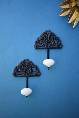 Cast Iron Hook Set 1
