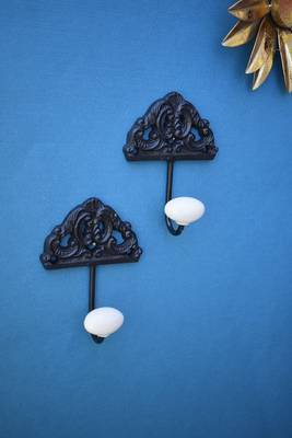 Cast Iron Hook Set 2