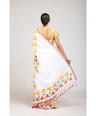 white cotton sarees 4