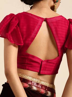 Maroon plain velvet saree with blouse 5