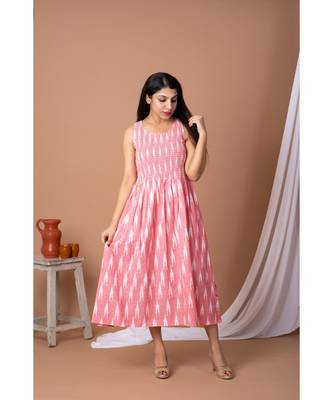 En Vogue Ikat Dress With Smoking 5