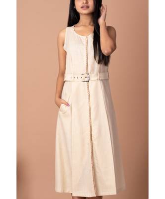 En Vogue Embroidered Desginer Dress With Adjustable Belt 3