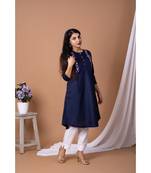 En Vogue Embroidered Kurta With Roll Up Sleeve