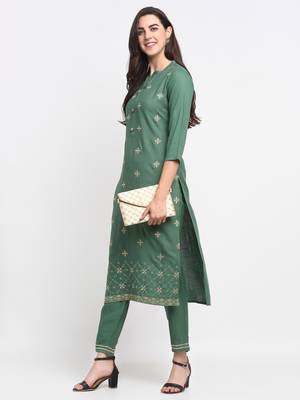 Green embroidered cotton ethnic-kurtis 5
