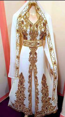 White Zari Stone Work Georgette Islamic Style Beads Embedded Partywear Kaftan Long Gown Evening wear Dubai kaftan 2