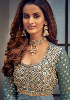 Grey embroidered net salwar 4