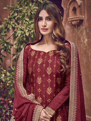 Red embroidered jacquard salwar 2