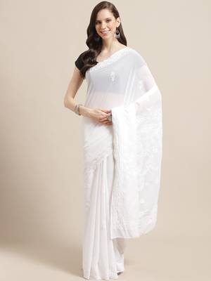 Hand Embroidered White Georgette Lucknow Chikan Saree With Blouse 1