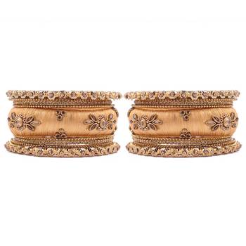 Gold bangles-and-bracelets 2