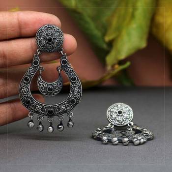 Black danglers-drops 1