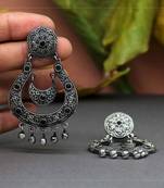 Black danglers-drops