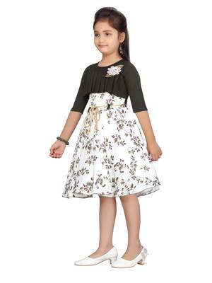 Green plain blended cotton girls-dresses 3