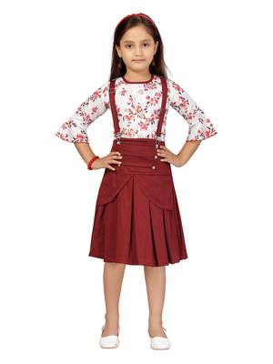 White plain blended cotton girls-top-bottom 1