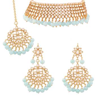 Traditional Kundan & Sky Blue Pearl Choker Necklace Set For Women 4