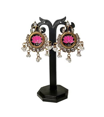 Pink pearl earrings 1