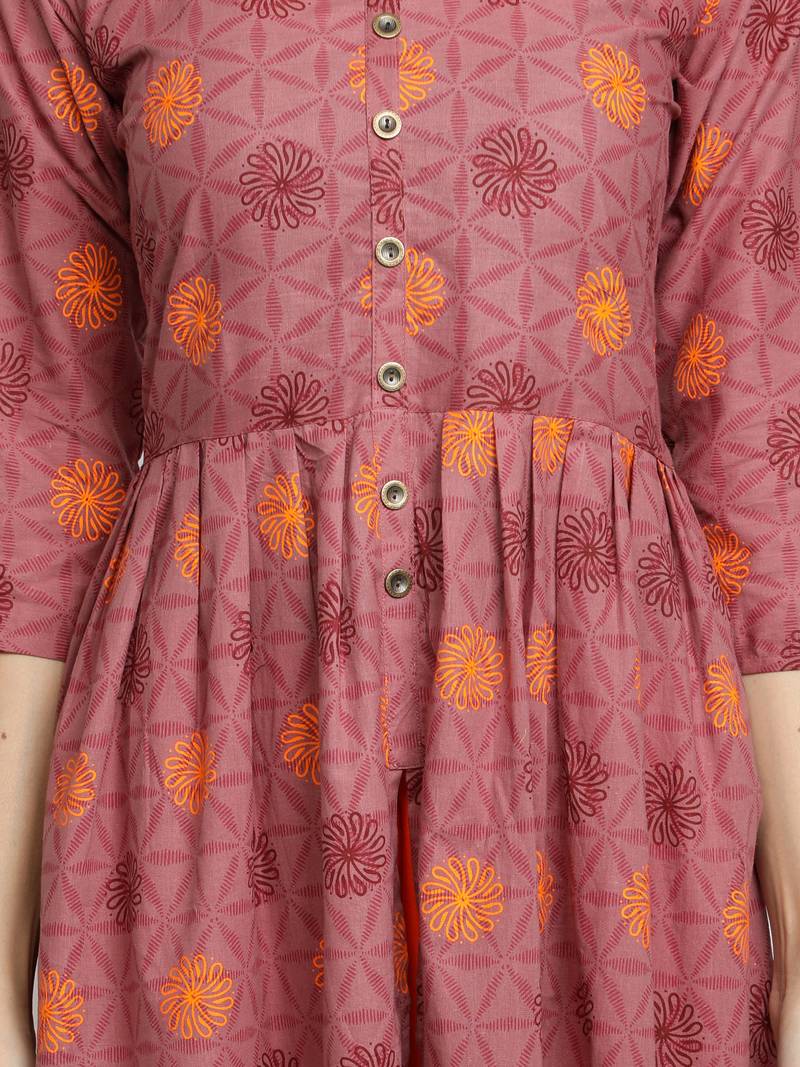 Pure Cotton Printed Flared & Front Slit Women Kurti (Magenta)