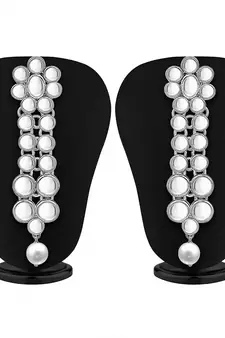Rhodium Plated Traditional 3 Layered Jewellery Set Encased With Kundan For Women 