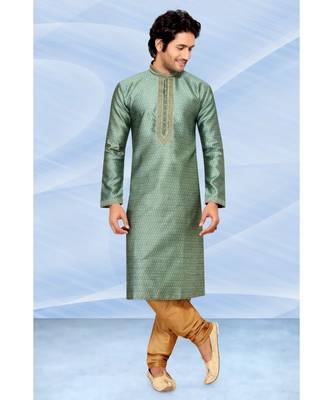 Mens green jacqurd kurta set with cording  on collar and jabbapatti  and gundi buttons 1