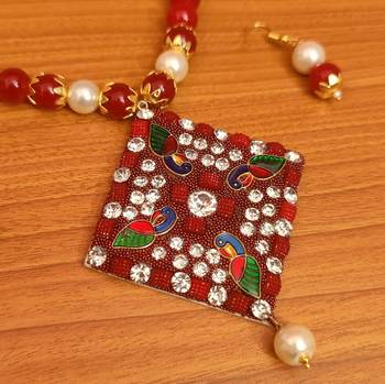 Maroon necklace-sets 2