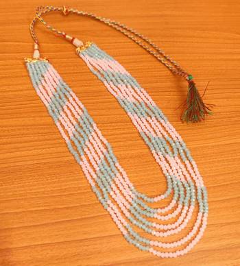 Multicolor necklaces 1