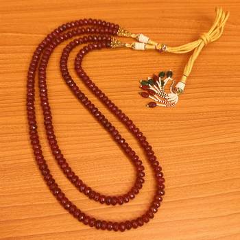 Red necklaces 2