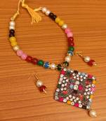 Multicolor necklace-sets