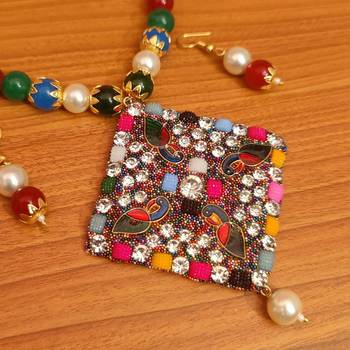 Multicolor necklace-sets 2