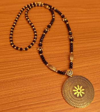 Black necklaces 1