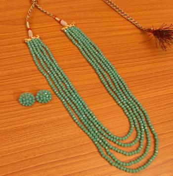 Green necklace-sets 1